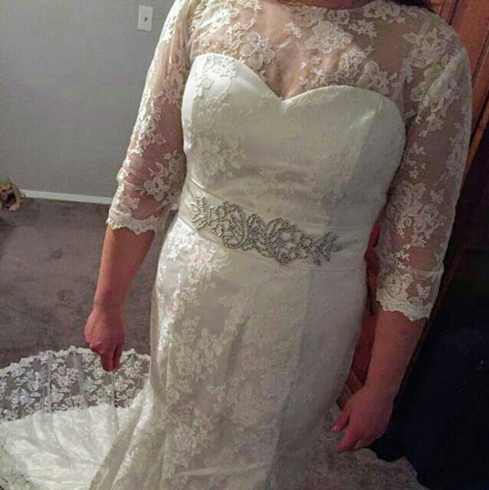 Wedding Dress size 18/16